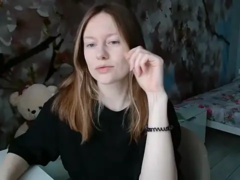 ConnieDaw online show from December 12, 5:20 am