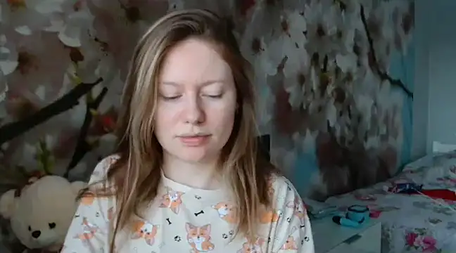 ConnieDaw online show from January 2, 10:48 am