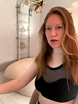 ConnieDaw online show from October 20, 8:15 am