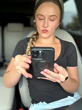 lunagirl13 online show from September 12, 6:19 pm