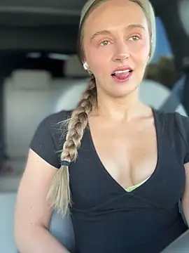 lunagirl13 online show from October 3, 4:48 pm