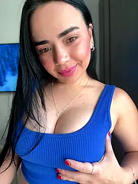 Snapshot of GeorginaJones chatting on October 4, 10:08 pm GeorginaJones online show from October 4, 10:08 pm