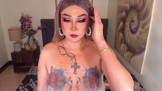 Transdomts4u online show from December 15, 7:21 pm