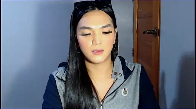 WONDERWOMAN2023 online show from December 16, 8:16 pm