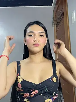 WONDERWOMAN2023 online show from February 3, 2:24 pm