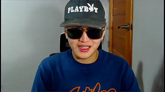 WONDERWOMAN2023 online show from February 26, 1:52 pm