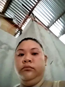 Snapshot of curvee_Kyra chatting on September 30, 5:45 am curvee Kyra online show from September 30, 5:45 am