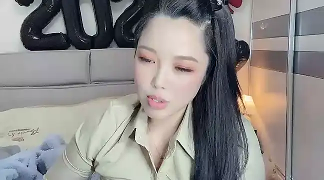 kk lele online show from February 19, 7:50 am