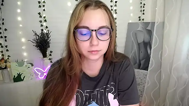 SweetPrincess  online show from September 9, 5:40 am