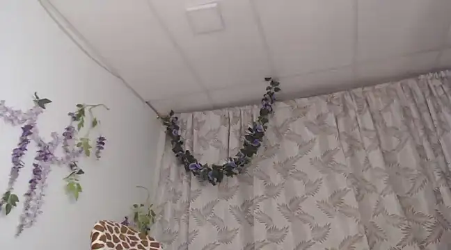 valquiria sirgun online show from March 4, 9:40 am