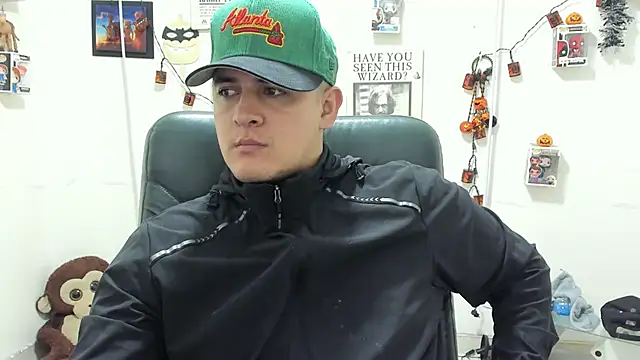 Snapshot of ney_22 chatting on November 4, 4:44 am ney 22 online show from November 4, 4:44 am