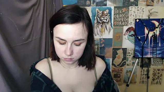 VeryVeryVeryShy  online show from February 19, 9:50 am