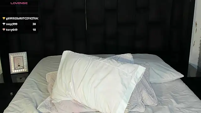 Snapshot of AndyWiilliams chatting on February 6, 12:00 am AndyWiilliams online show from February 6, 12:00 am