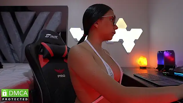 Dubois Amy online show from December 5, 2:42 am