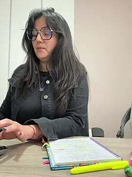 Snapshot of SWEETLILY18 chatting on March 6, 4:07 pm SWEETLILY18 online show from March 6, 4:07 pm