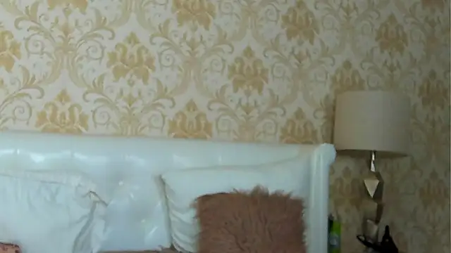 GiannaElliss online show from January 20, 7:15 am