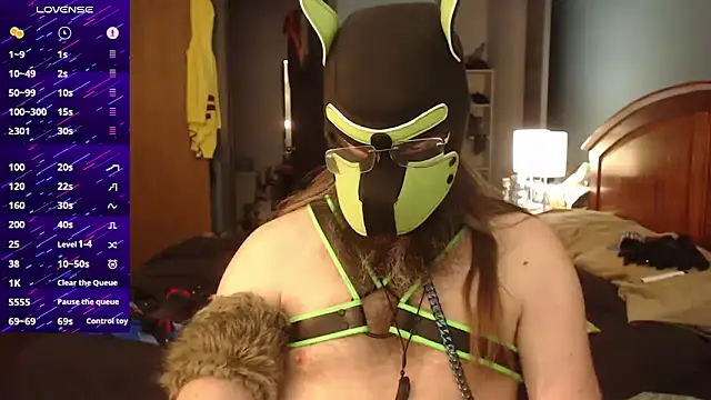 kinkywolf429 online show from October 28, 5:59 pm