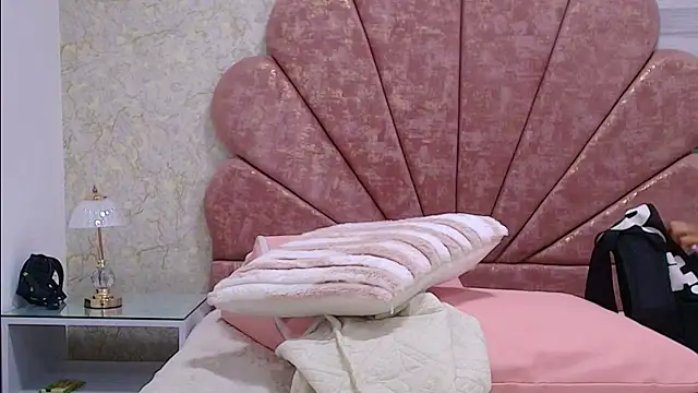 Snapshot of leon_gaby chatting on November 27, 7:16 pm leon gaby online show from November 27, 7:16 pm