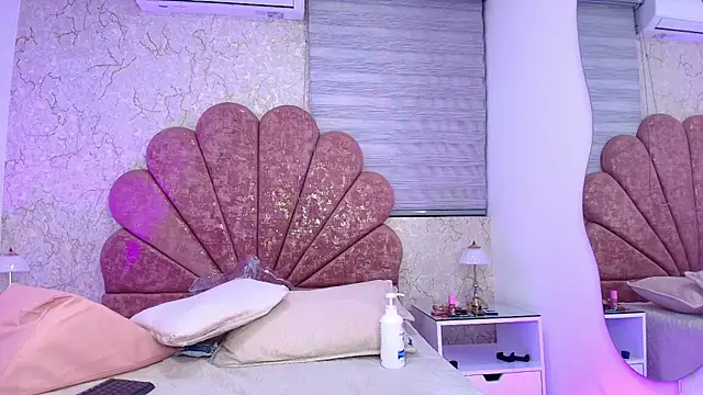 Snapshot of leon_gaby chatting on December 3, 8:18 pm leon gaby online show from December 3, 8:18 pm