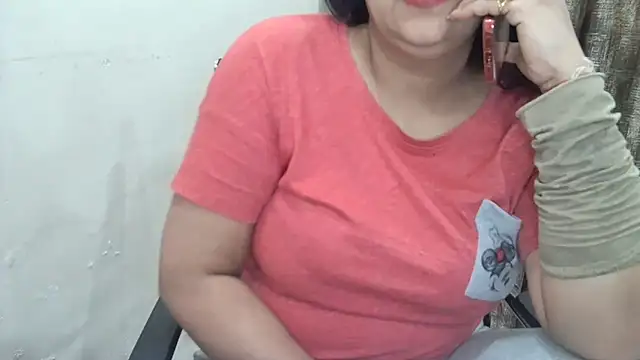 Snapshot of Zoya_Varma004 chatting on January 24, 8:55 am Zoya Varma004 online show from January 24, 8:55 am