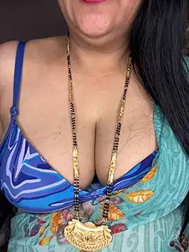 Snapshot of Zoya_Varma004 chatting on September 17, 5:20 am Zoya Varma004 online show from September 17, 5:20 am