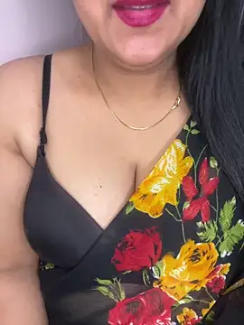 Snapshot of Zoya_Varma004 chatting on November 25, 11:10 am Zoya Varma004 online show from November 25, 11:10 am