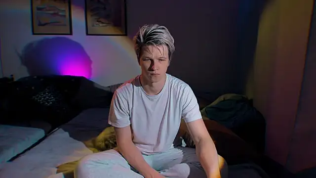 Breston Sweet online show from September 15, 6:08 pm