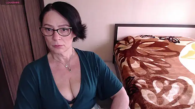 BelovedLady online show from February 16, 8:10 am