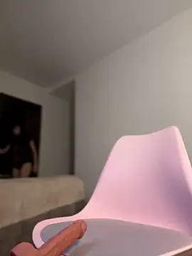 Snapshot of martiiaciar chatting on November 16, 12:05 am martiiaciar online show from November 16, 12:05 am