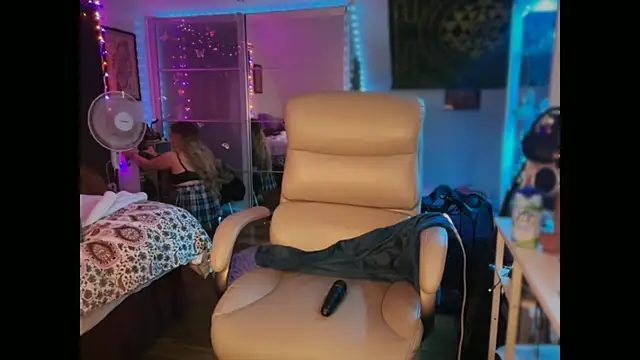 sage love online show from February 1, 2:43 am