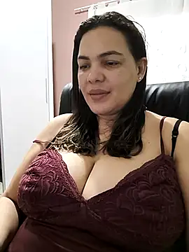 Snapshot of pretty_architect chatting on October 31, 7:37 pm pretty architect online show from October 31, 7:37 pm