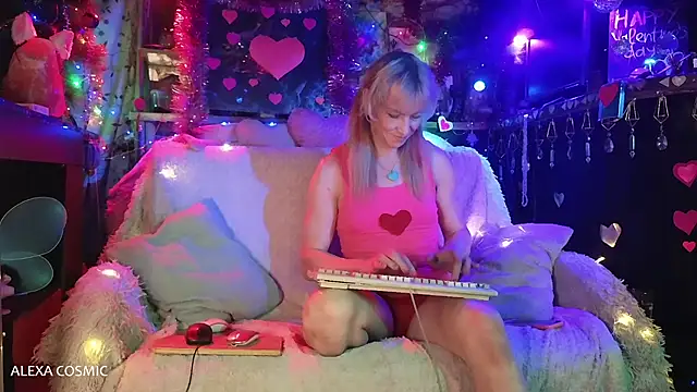 Snapshot of Alexa_Cosmic chatting on February 12, 10:37 pm Alexa Cosmic online show from February 12, 10:37 pm