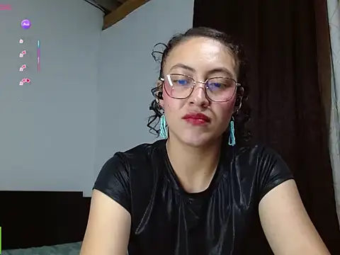 Olivia Bright online show from April 20, 1:41 am