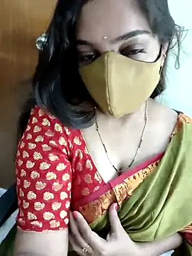 Snapshot of yoursana- chatting on October 31, 4:24 am yoursana- online show from October 31, 4:24 am