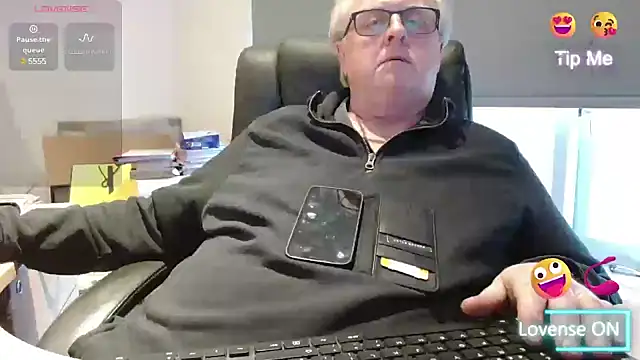 bigbadjon69 online show from March 14, 5:02 pm