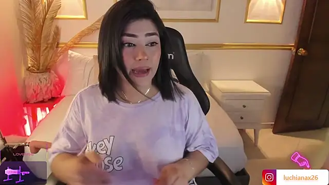 Snapshot of lucy26_ chatting on February 13, 2:23 am lucy26 online show from February 13, 2:23 am