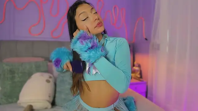 Snapshot of Sofly_s chatting on October 17, 11:57 am Sofly s online show from October 17, 11:57 am