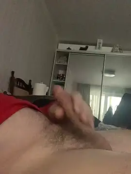 Snapshot of GHsveter chatting on February 4, 8:35 am GHsveter online show from February 4, 8:35 am