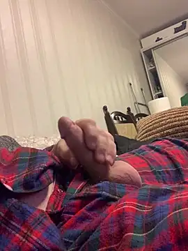 Snapshot of GHsveter chatting on March 11, 7:03 pm GHsveter online show from March 11, 7:03 pm