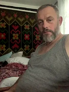 Snapshot of GHsveter chatting on November 14, 1:32 pm GHsveter online show from November 14, 1:32 pm