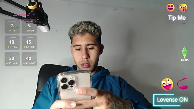 Daiki Jack online show from December 21, 11:45 pm