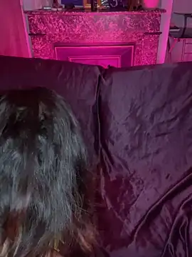 Snapshot of callmelouve chatting on January 4, 11:17 pm callmelouve online show from January 4, 11:17 pm