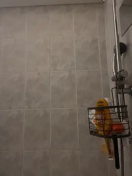 Snapshot of callmelouve chatting on February 14, 2:23 pm callmelouve online show from February 14, 2:23 pm