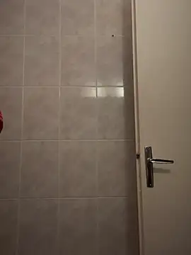 Snapshot of callmelouve chatting on March 11, 5:49 am callmelouve online show from March 11, 5:49 am