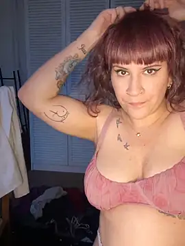 Snapshot of callmelouve chatting on March 14, 5:24 pm callmelouve online show from March 14, 5:24 pm