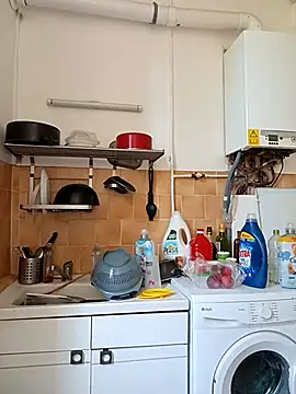 Snapshot of callmelouve chatting on September 17, 9:22 am callmelouve online show from September 17, 9:22 am