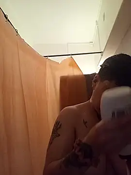 Snapshot of callmelouve chatting on September 25, 11:14 am callmelouve online show from September 25, 11:14 am