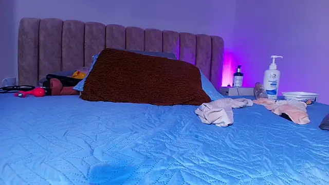 Snapshot of _linda_milk_ chatting on November 26, 3:07 am linda milk online show from November 26, 3:07 am