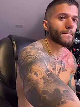 Snapshot of Frank_Farrell chatting on December 21, 5:36 am Frank Farrell online show from December 21, 5:36 am