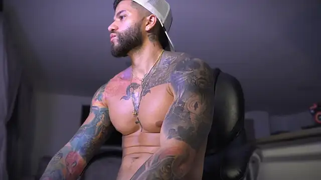 Snapshot of Frank_Farrell chatting on October 13, 6:57 am Frank Farrell online show from October 13, 6:57 am